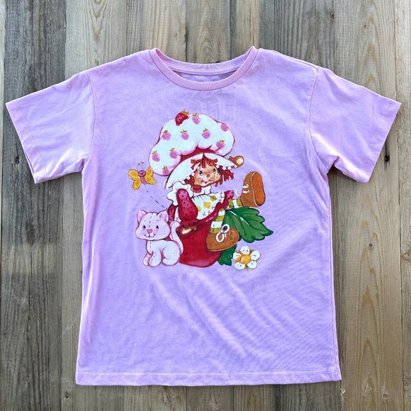 Strawberry Shortcake T Shirt - Picture 1 of 3